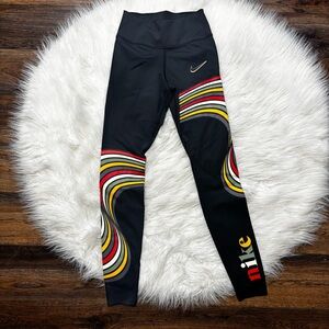 Nike ONE Luxe Mid-Rise Leggings in Black with Colorful Wavy Graphic size XS